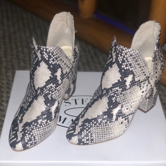 Steve Madden rockstar snakeskin ankle booties - Picture 3 of 7